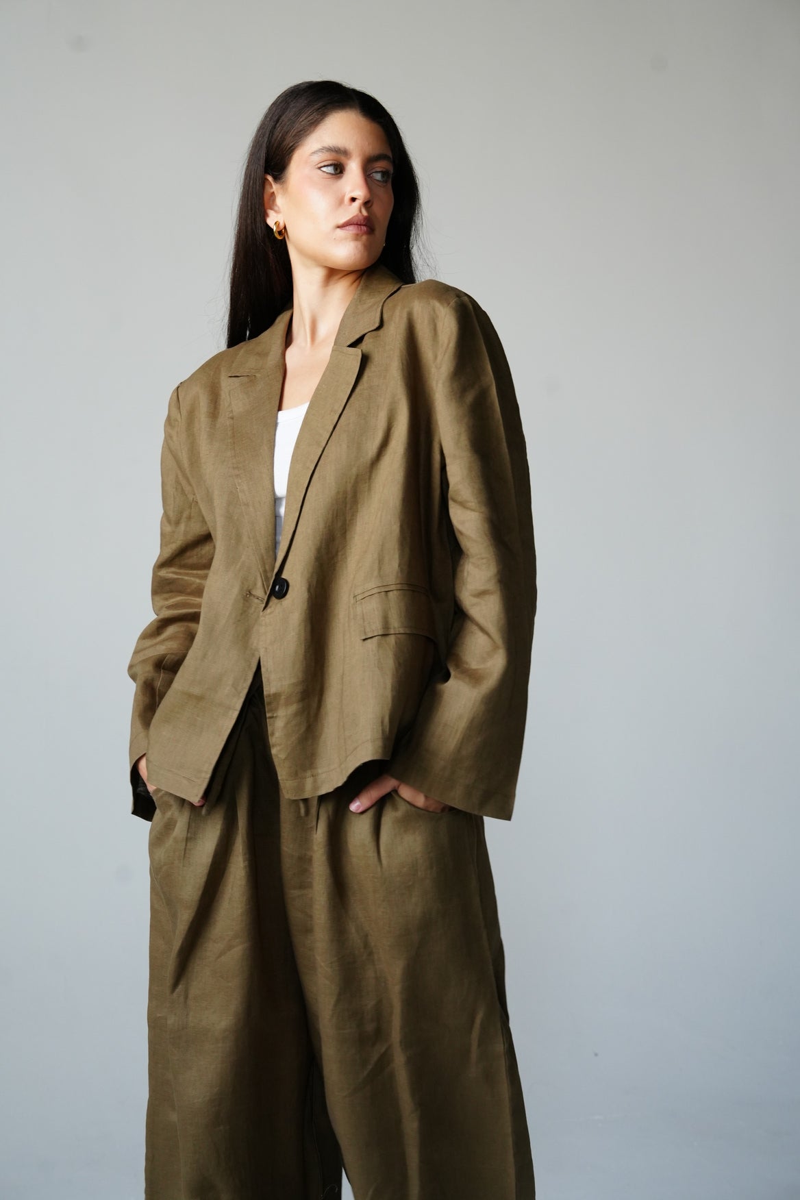 Relaxed fit linen blazer in Olive