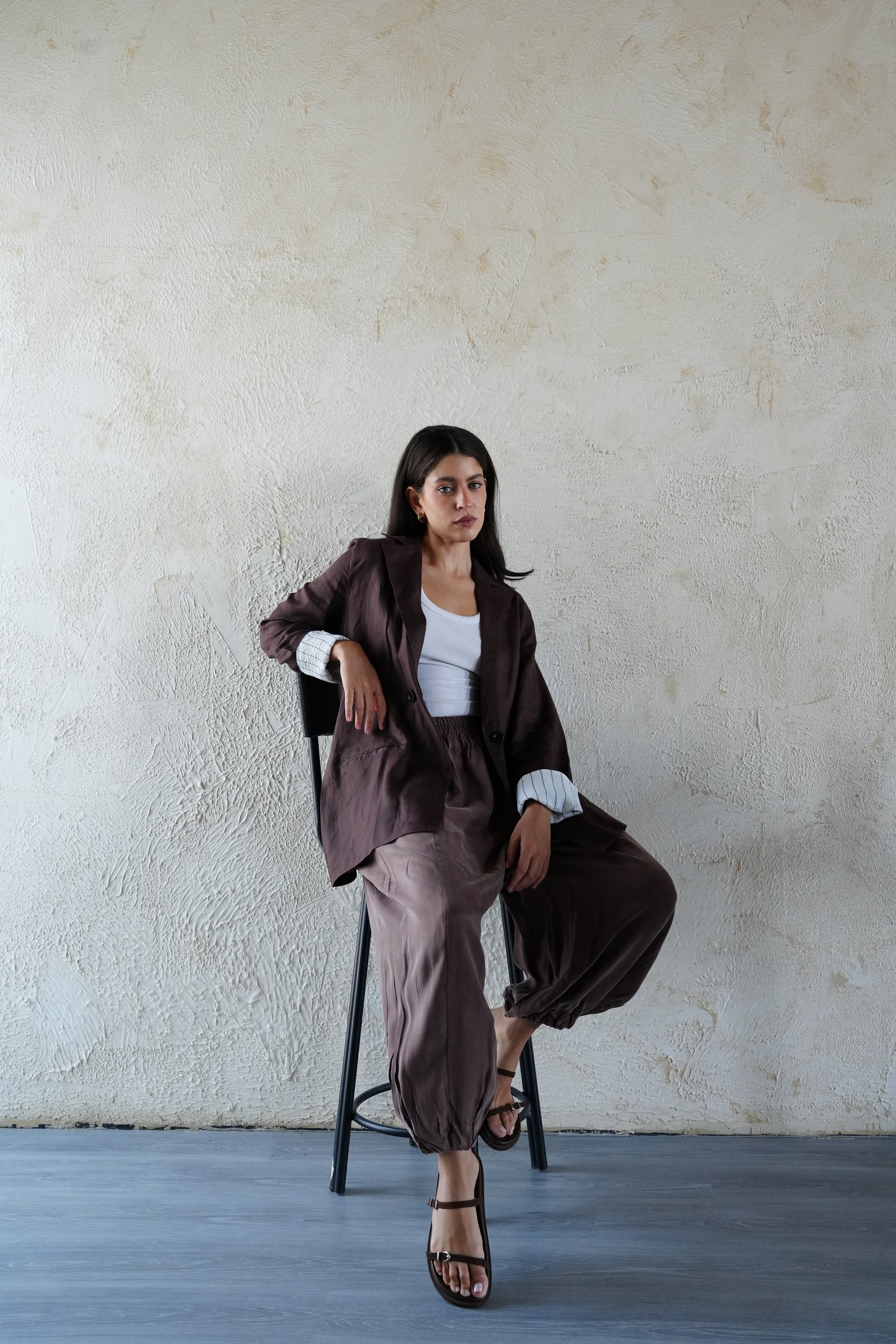 Linen blazer in chocolate brown