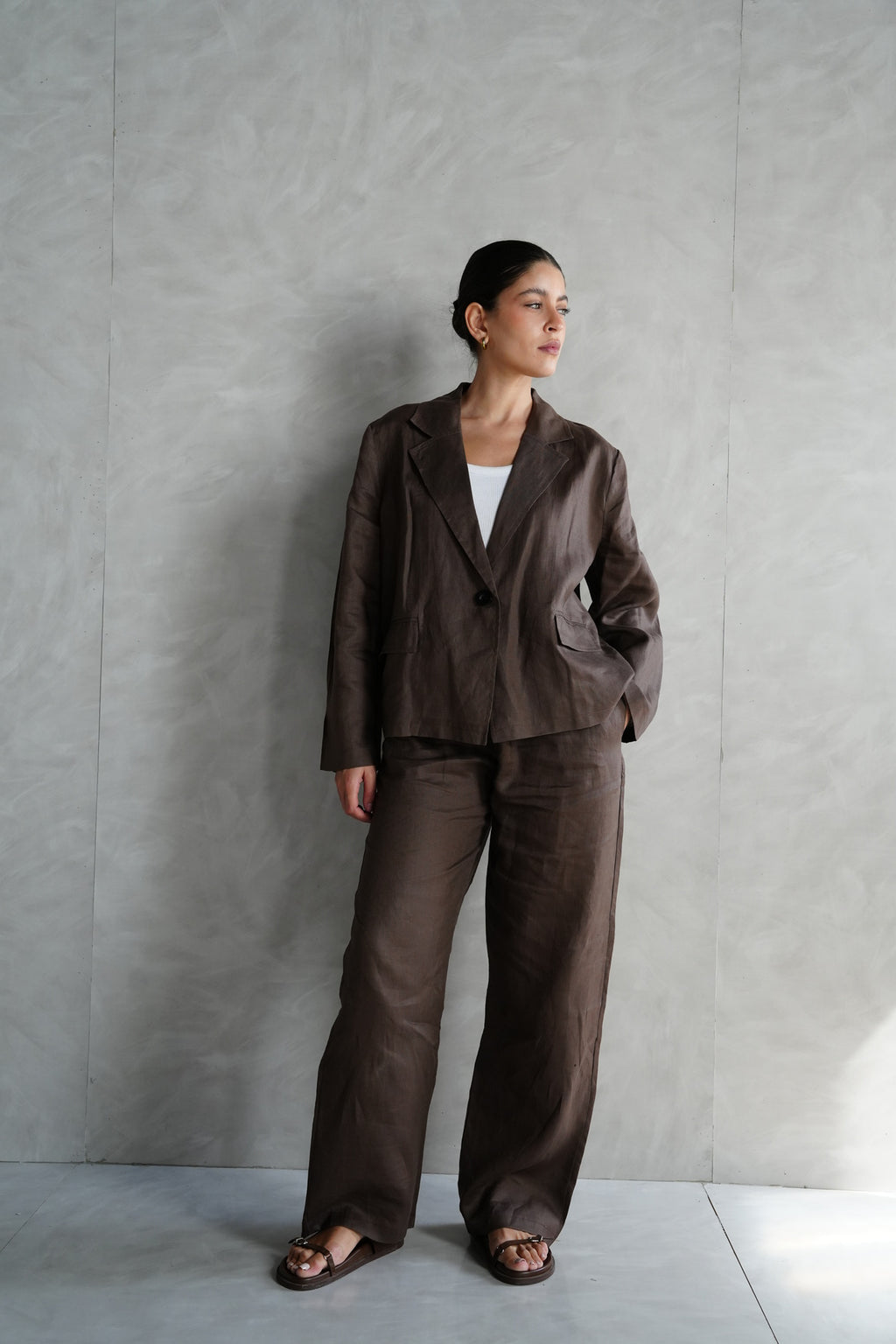 Relaxed fit linen blazer in Brown