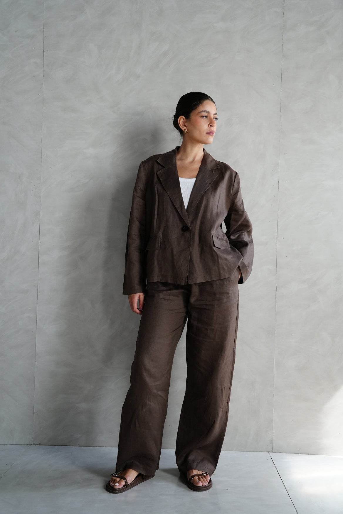 Relaxed fit linen blazer in Brown