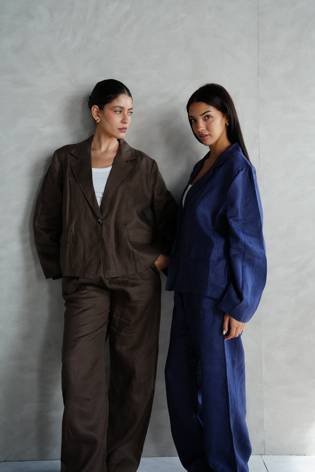 Relaxed fit linen blazer in Navy