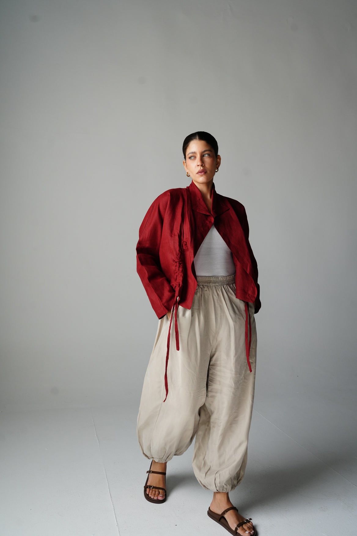 Drawstring linen cardigan in Maroon