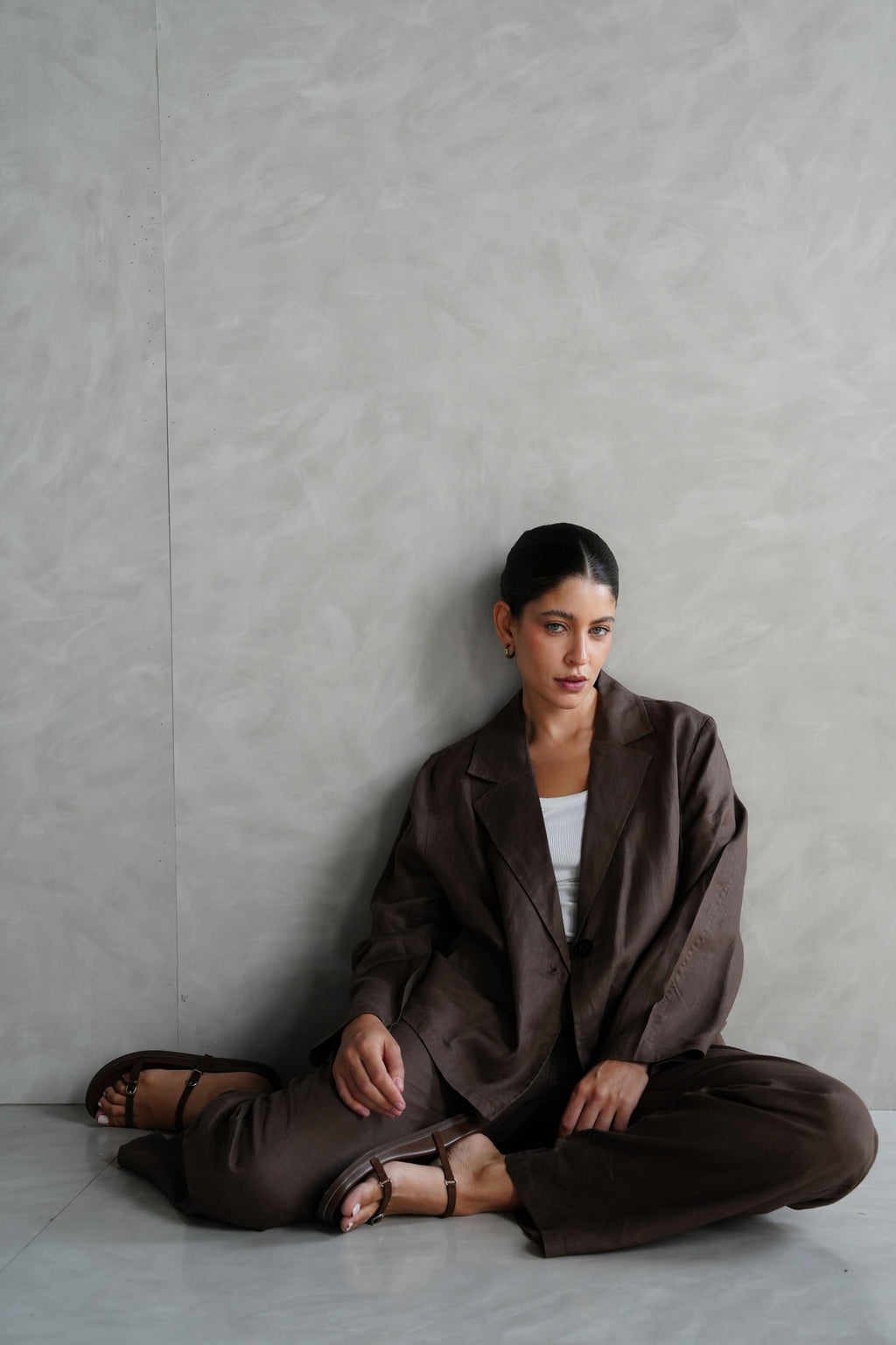 Relaxed fit linen blazer in Brown