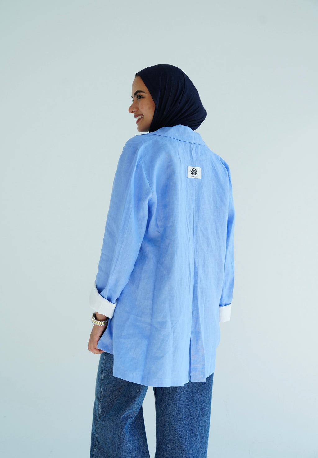 The linen blazer in baby-blue