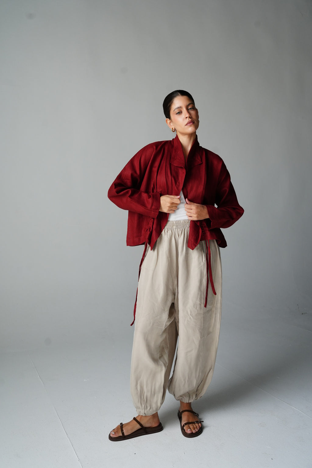 Drawstring linen cardigan in Maroon
