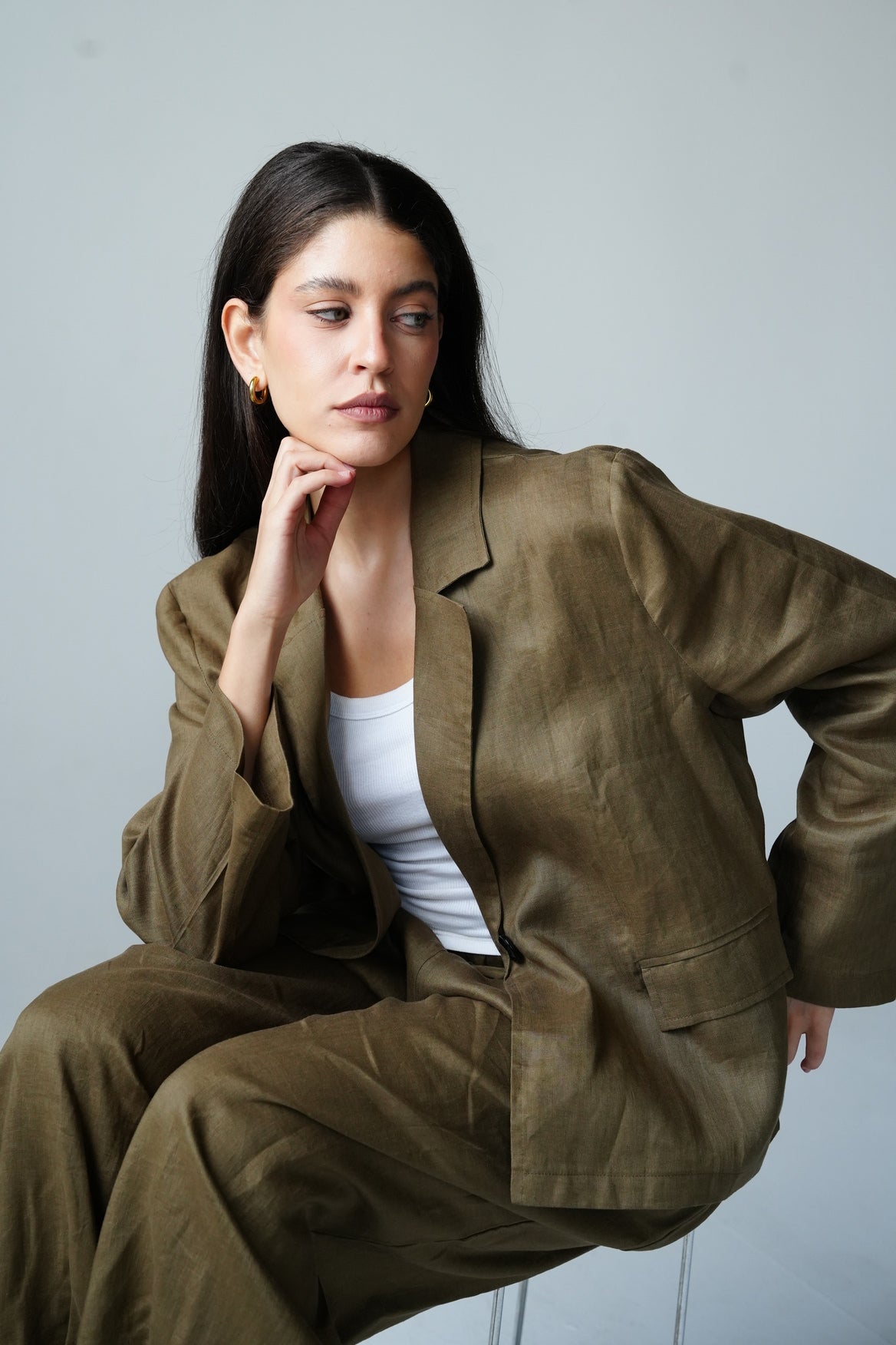 Relaxed fit linen blazer in Olive