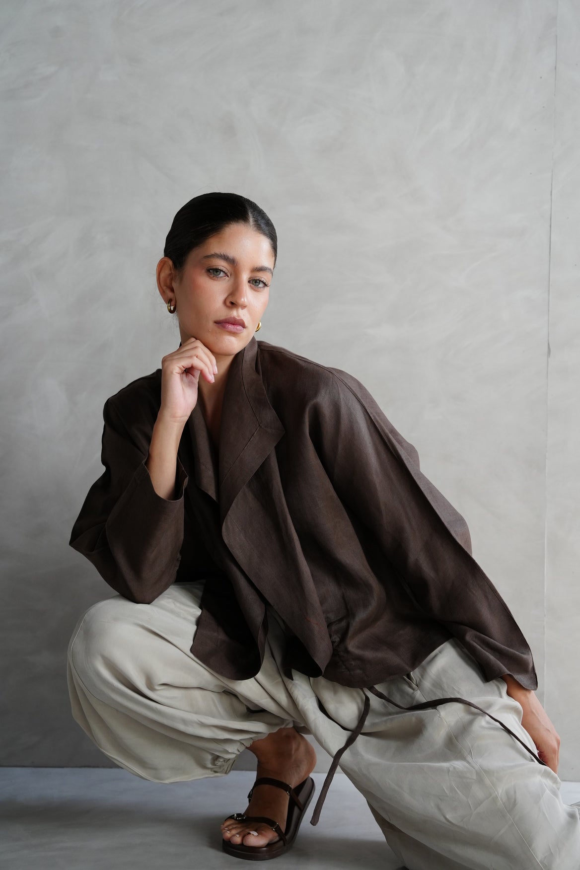 Drawstring linen cardigan in Brown