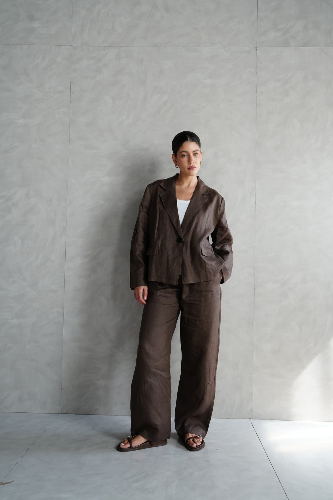 Relaxed fit linen blazer in Brown