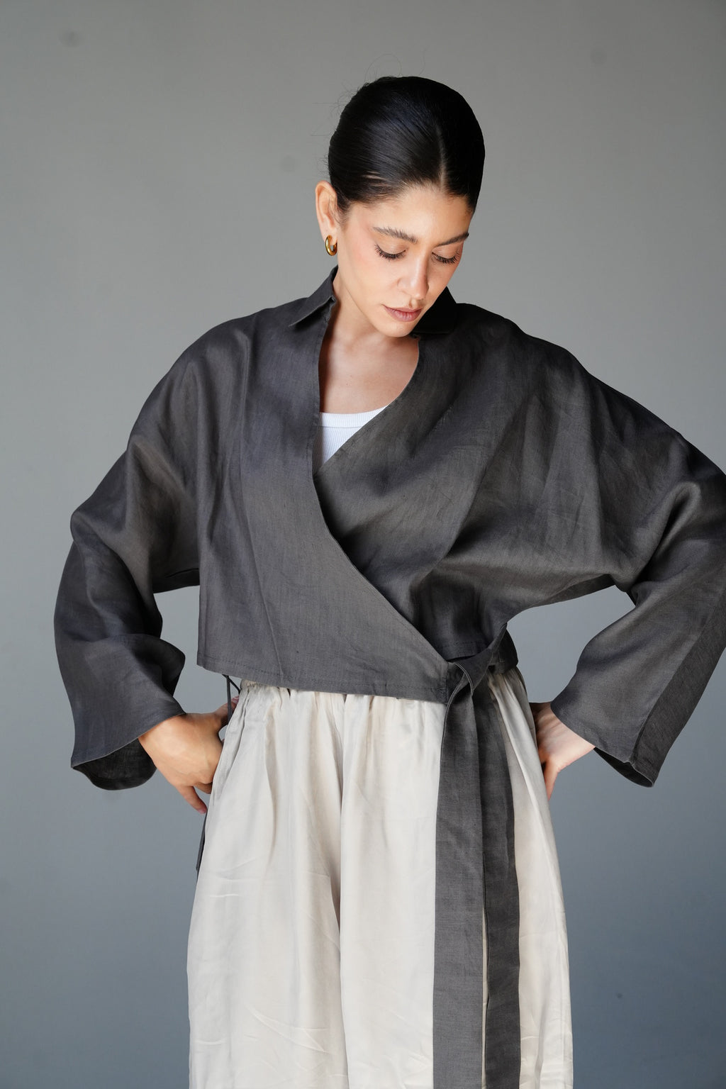 Linen wrap top in Gray