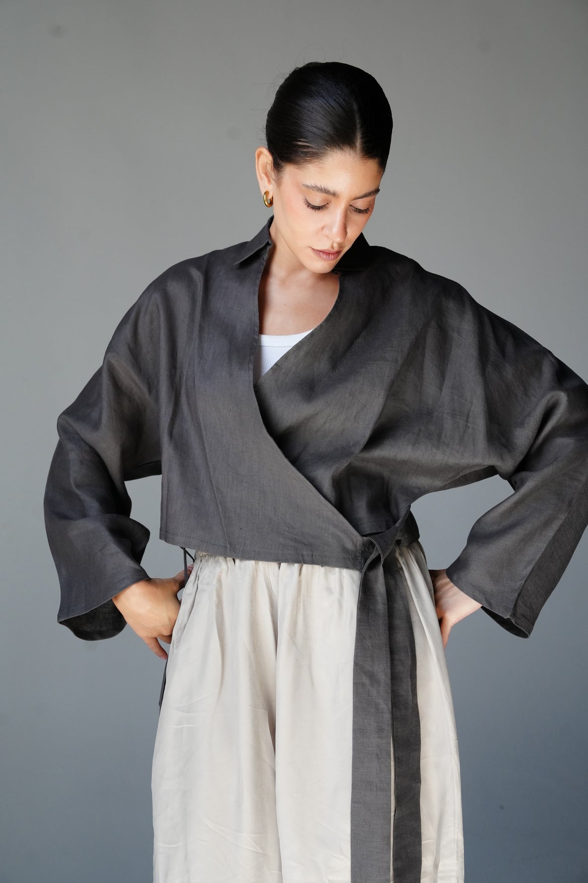 Linen wrap top in Gray