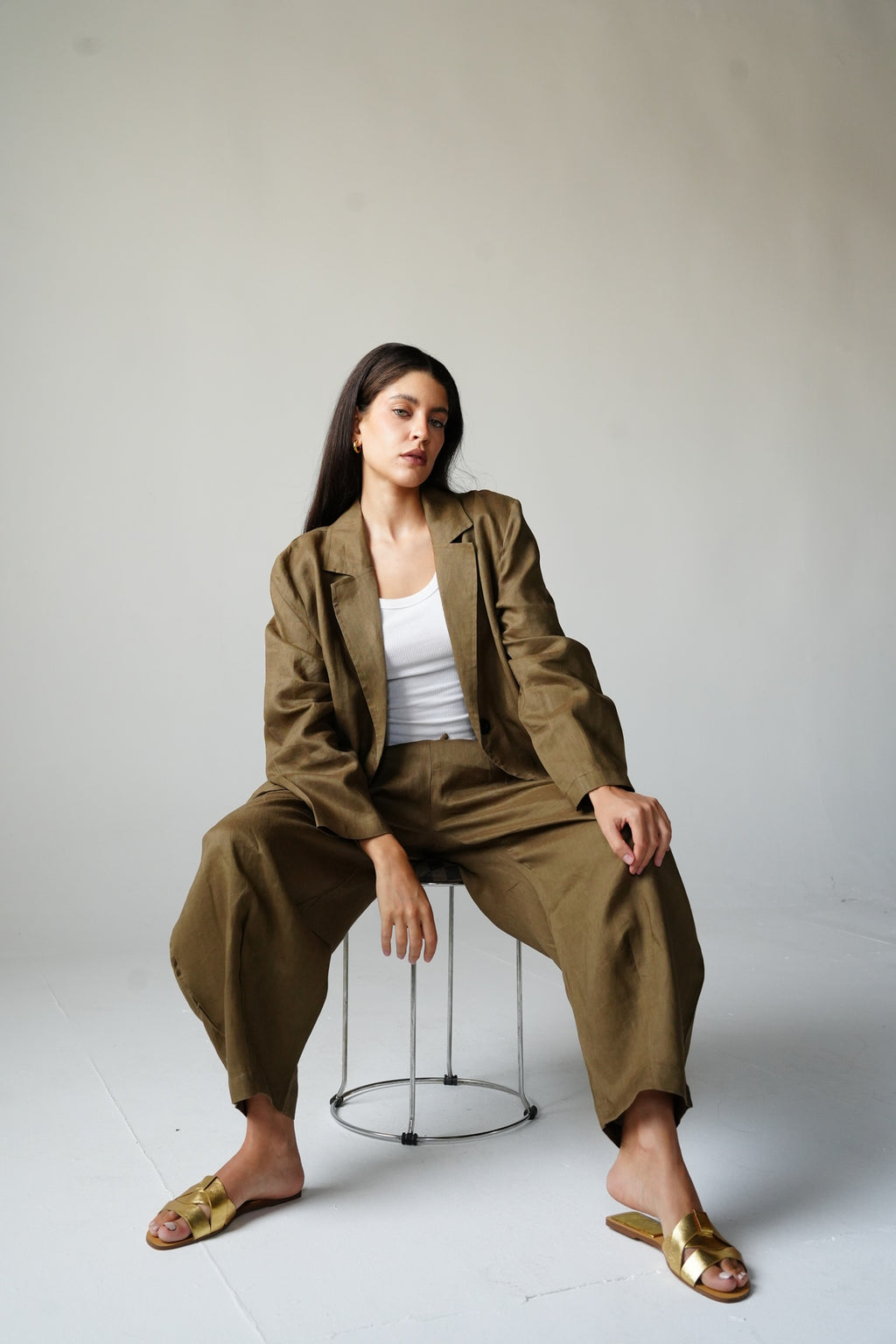 Relaxed fit linen blazer in Olive