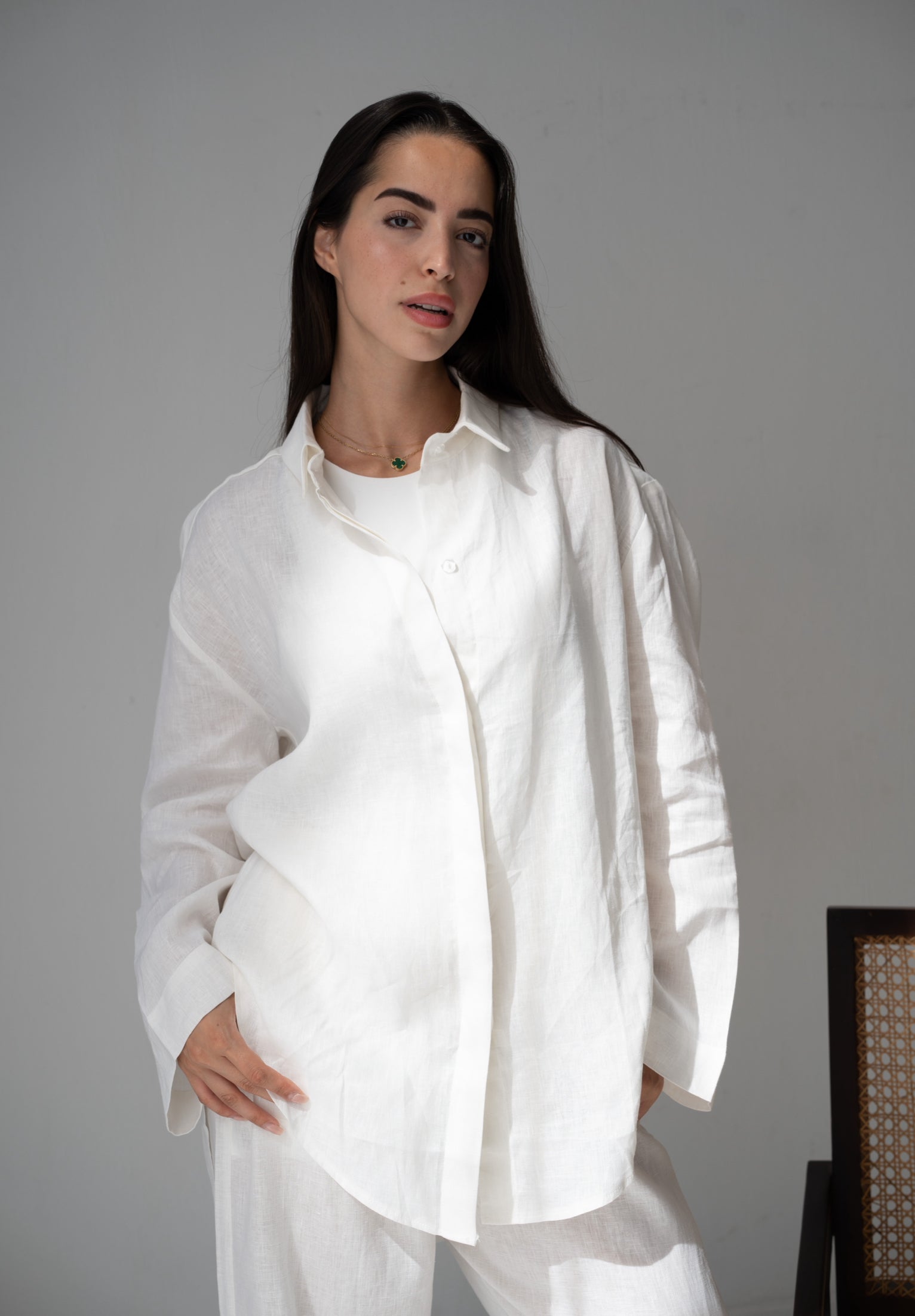 White linen set