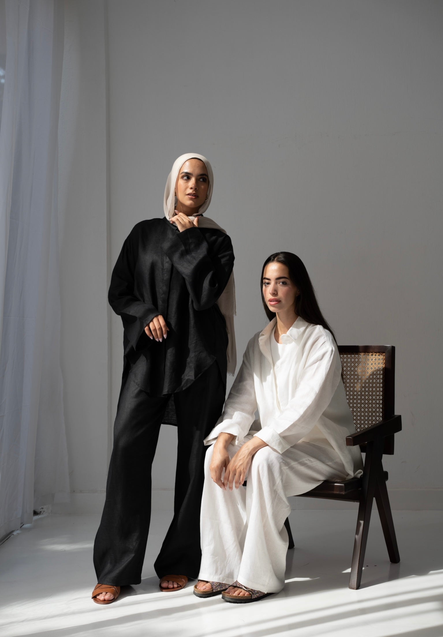 Black linen set