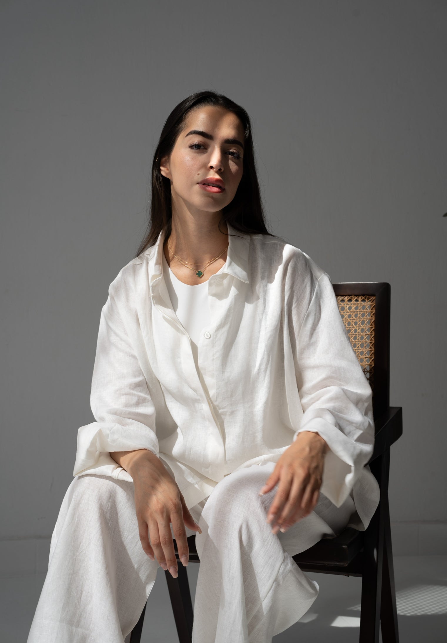 White linen set