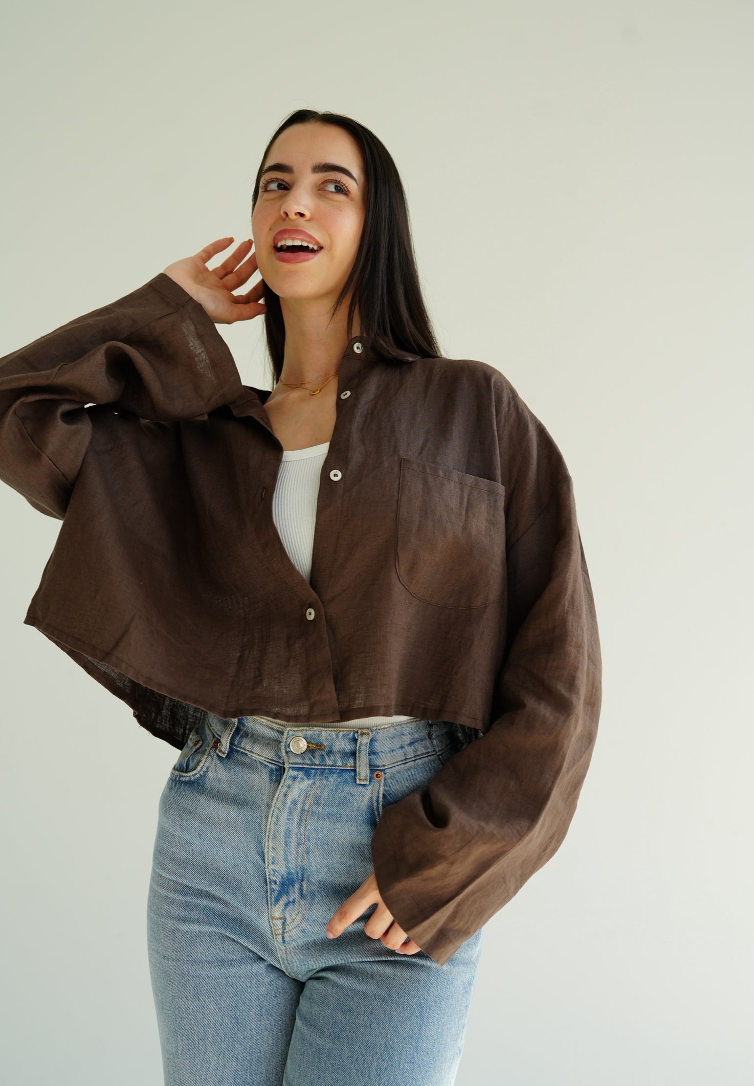 Cropped linen shirt in Brown