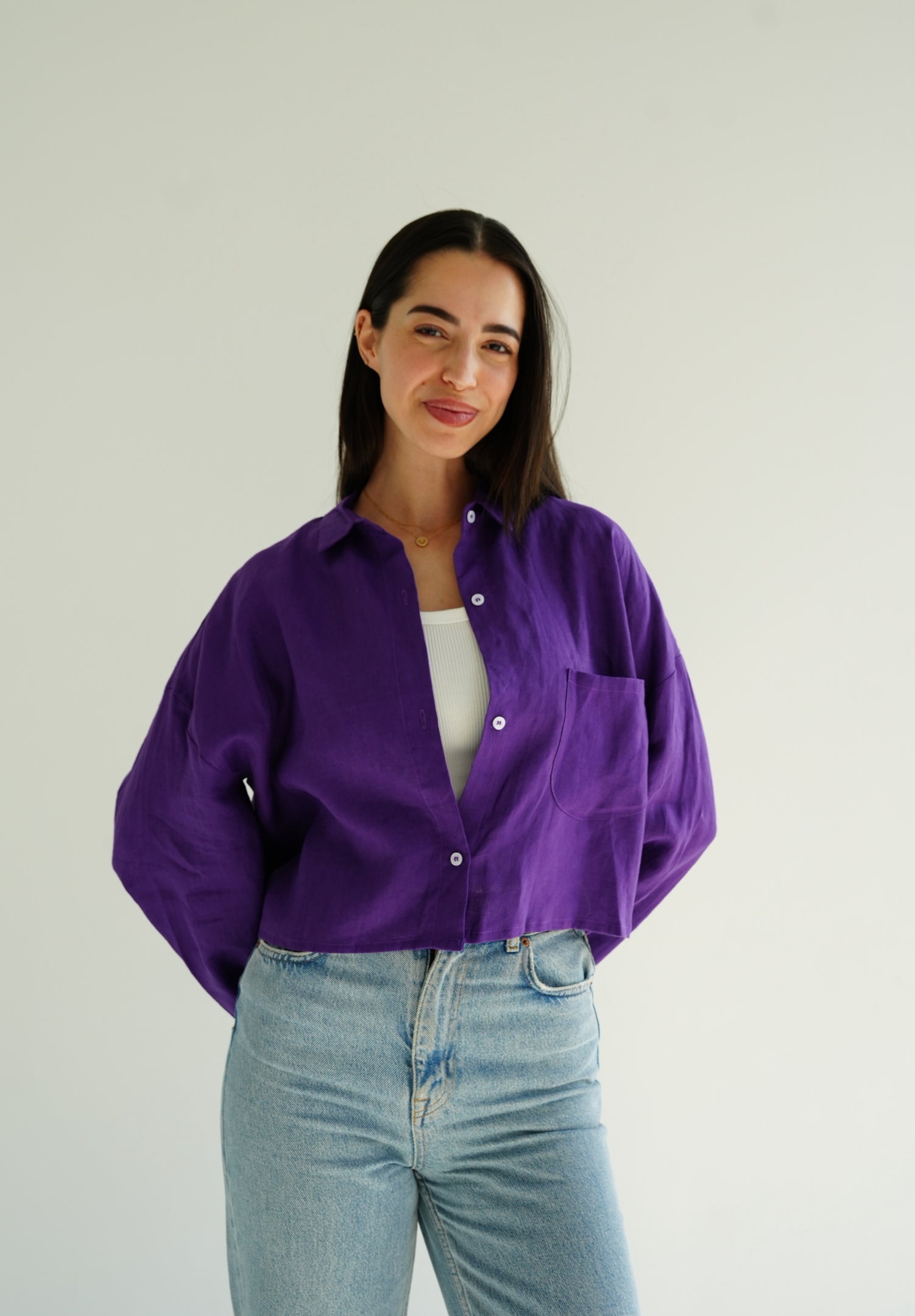 Cropped linen shirt in Purple
