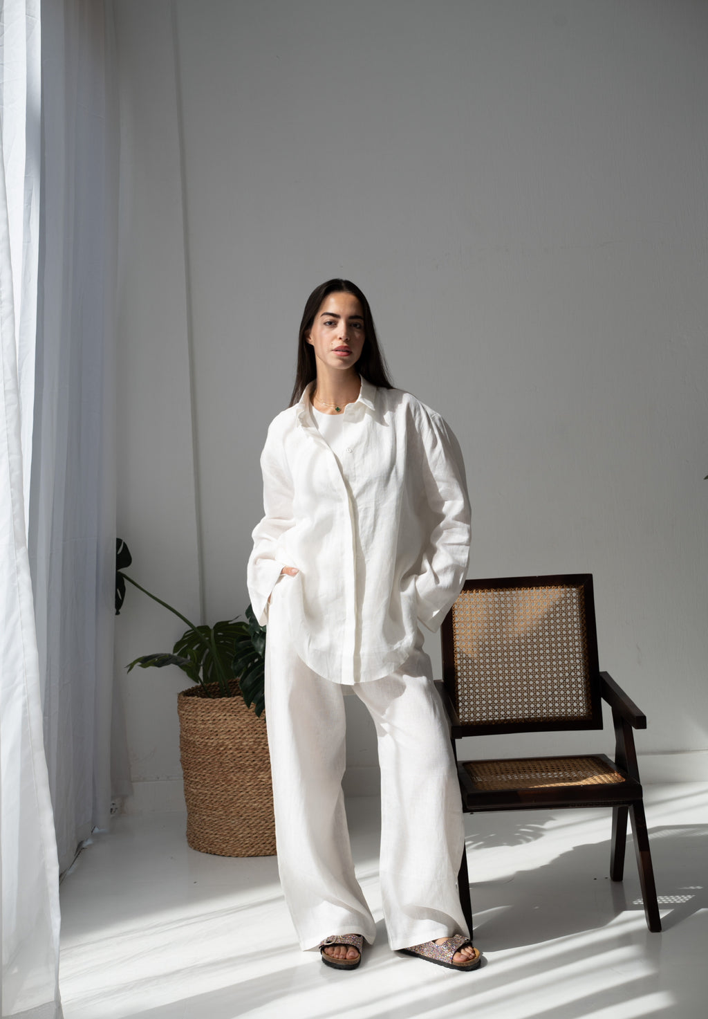White linen set