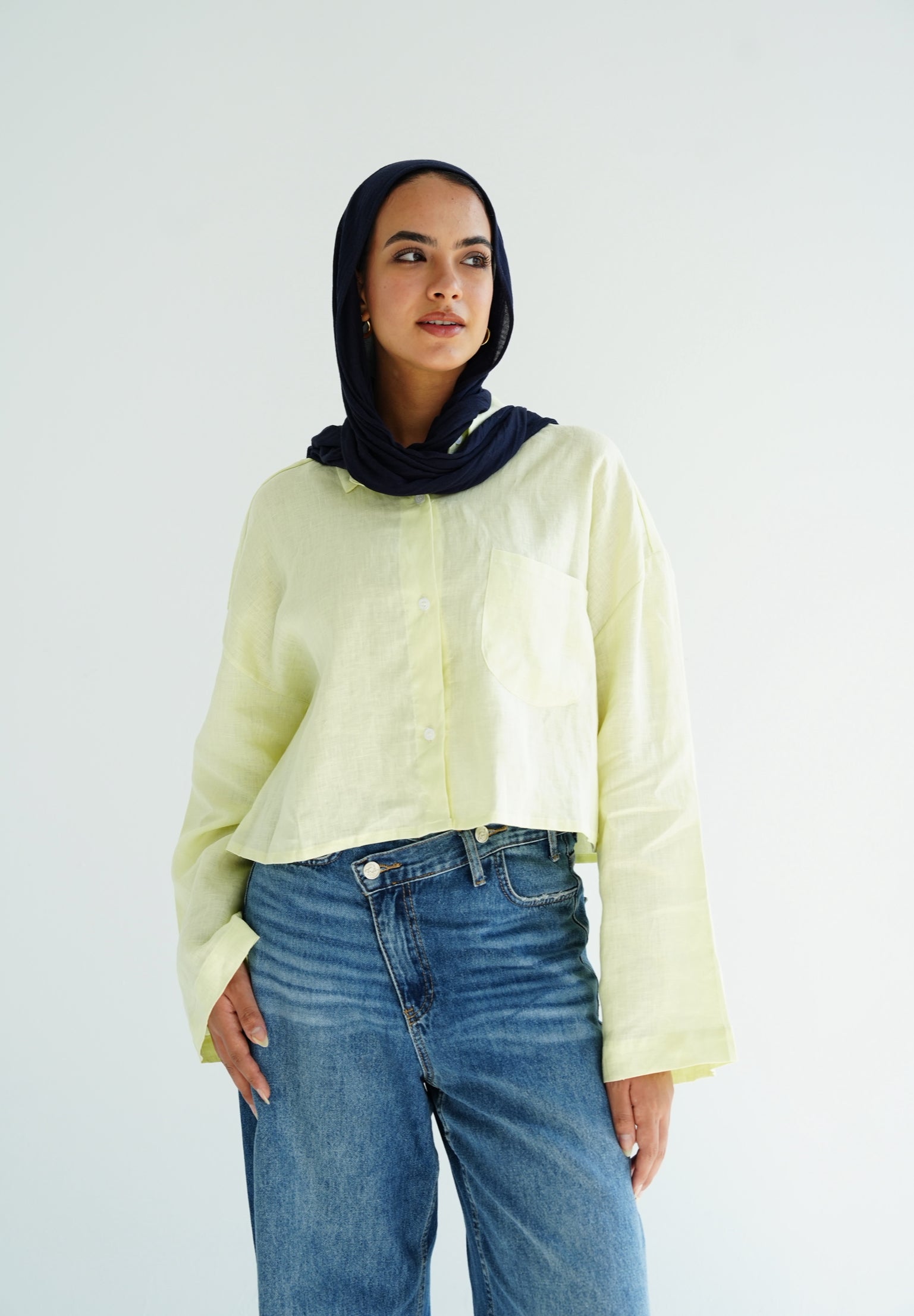 Cropped linen shirt in butter yellow