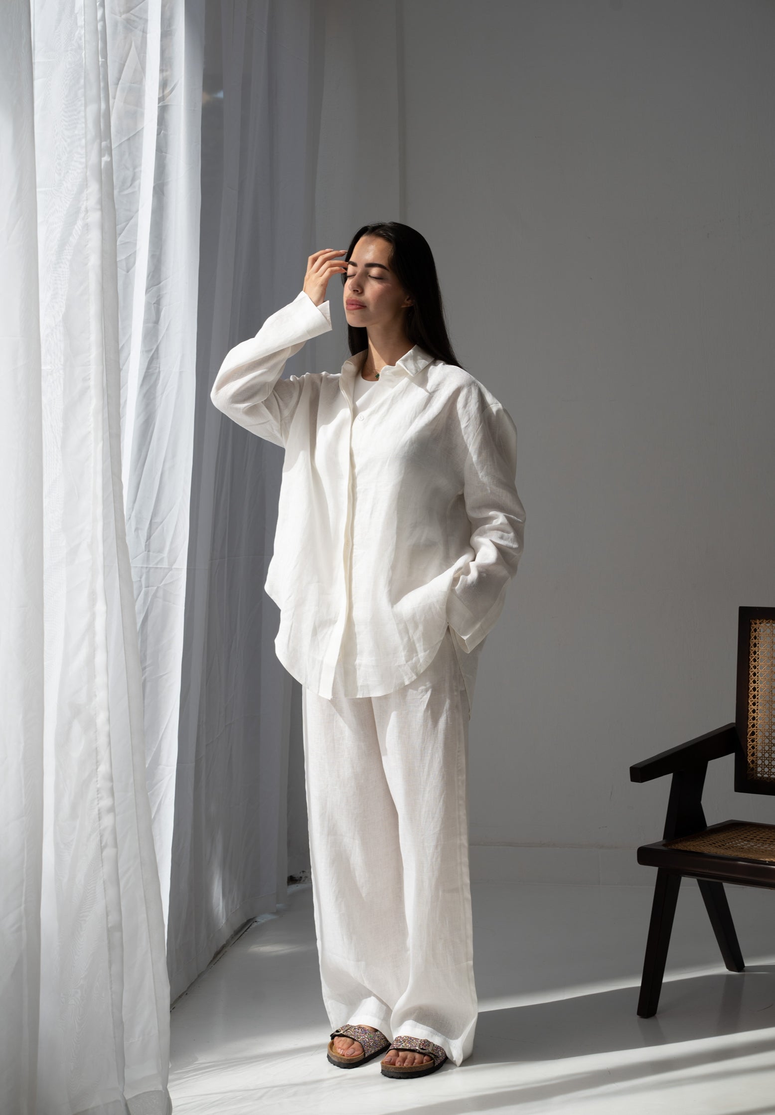 White linen set