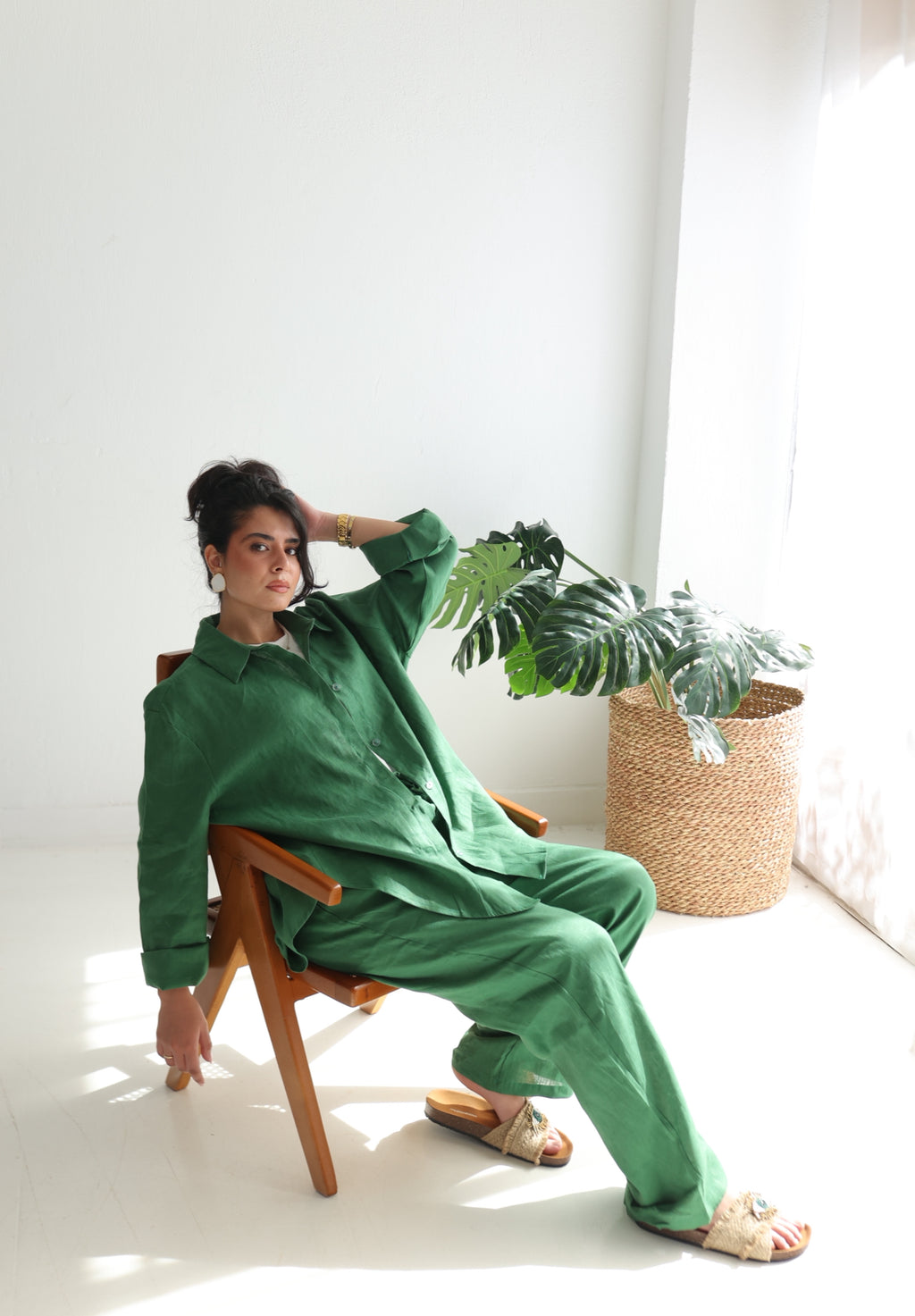 Green linen set