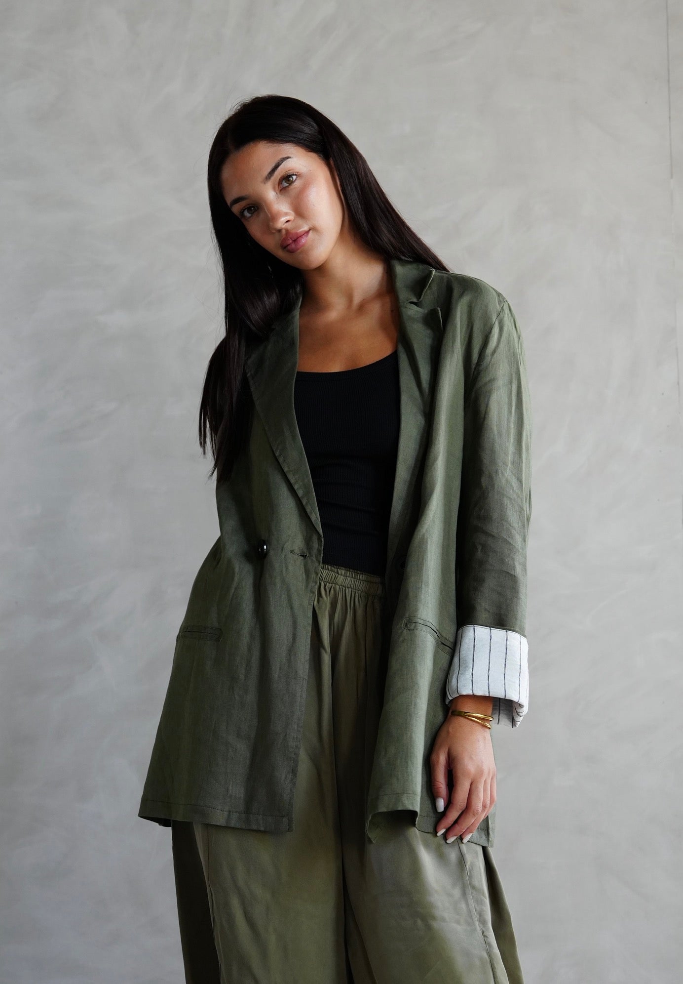 Linen blazer in Olive green