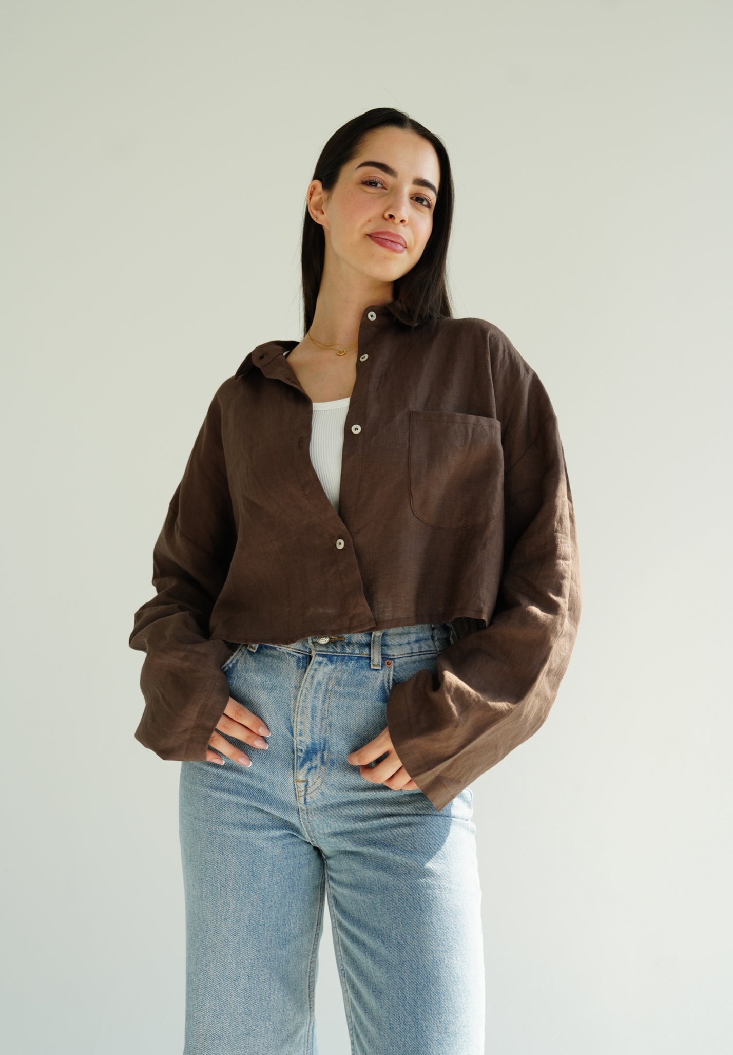 Cropped linen shirt in Brown