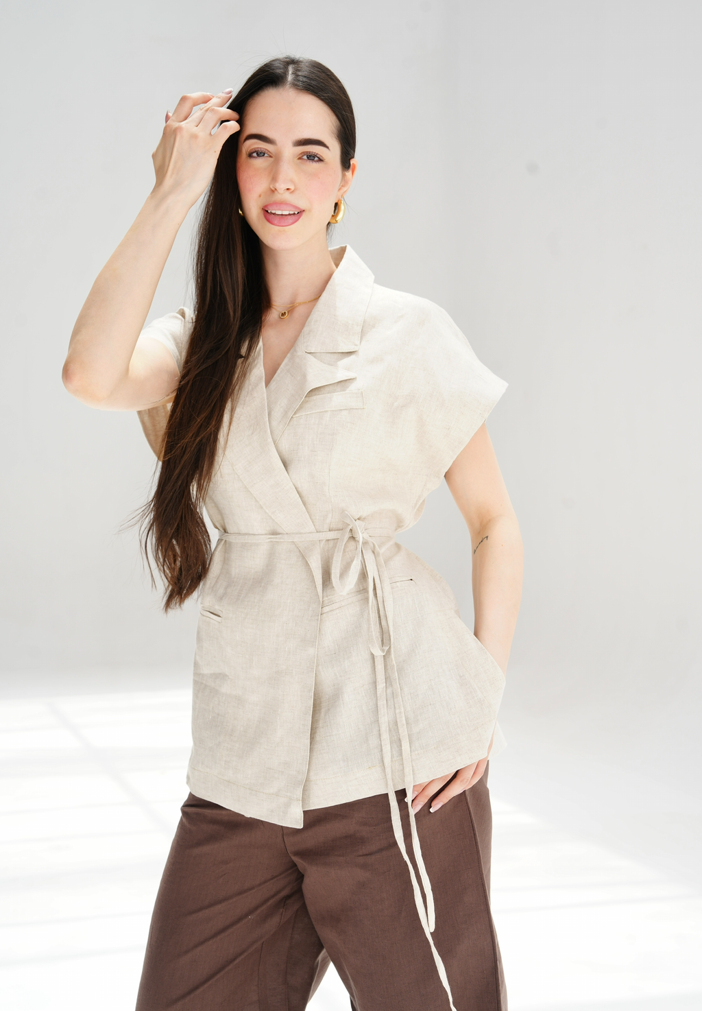 Tailored waist vest in beige
