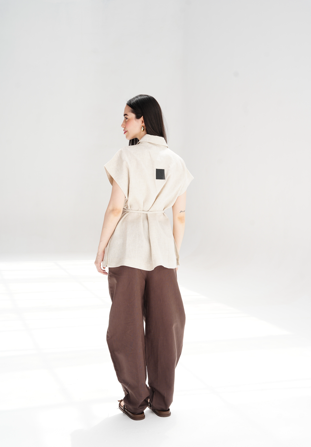 Tailored waist vest in beige
