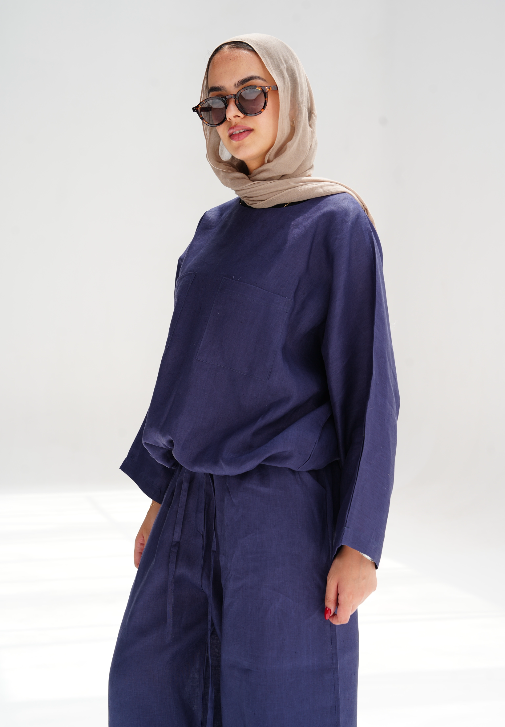 Wide leg Linen pants in navy blue