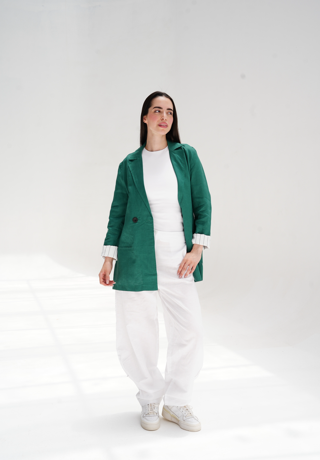 Linen blazer in green