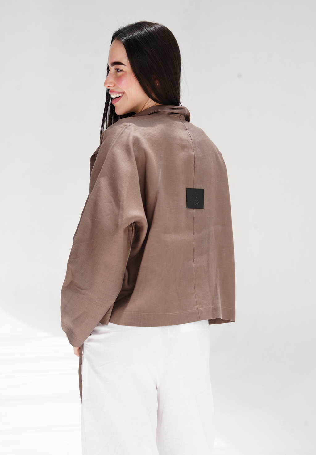 Drawstring linen cardigan in brown