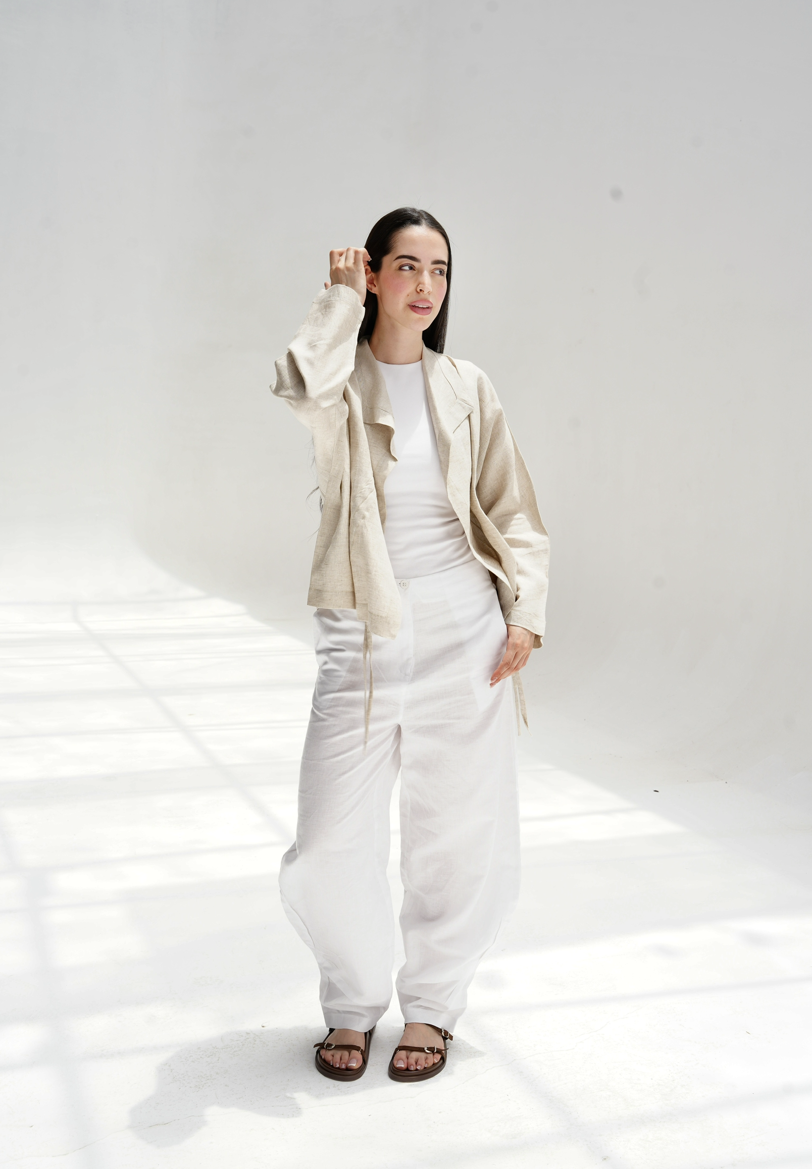 Drawstring linen cardigan in beige
