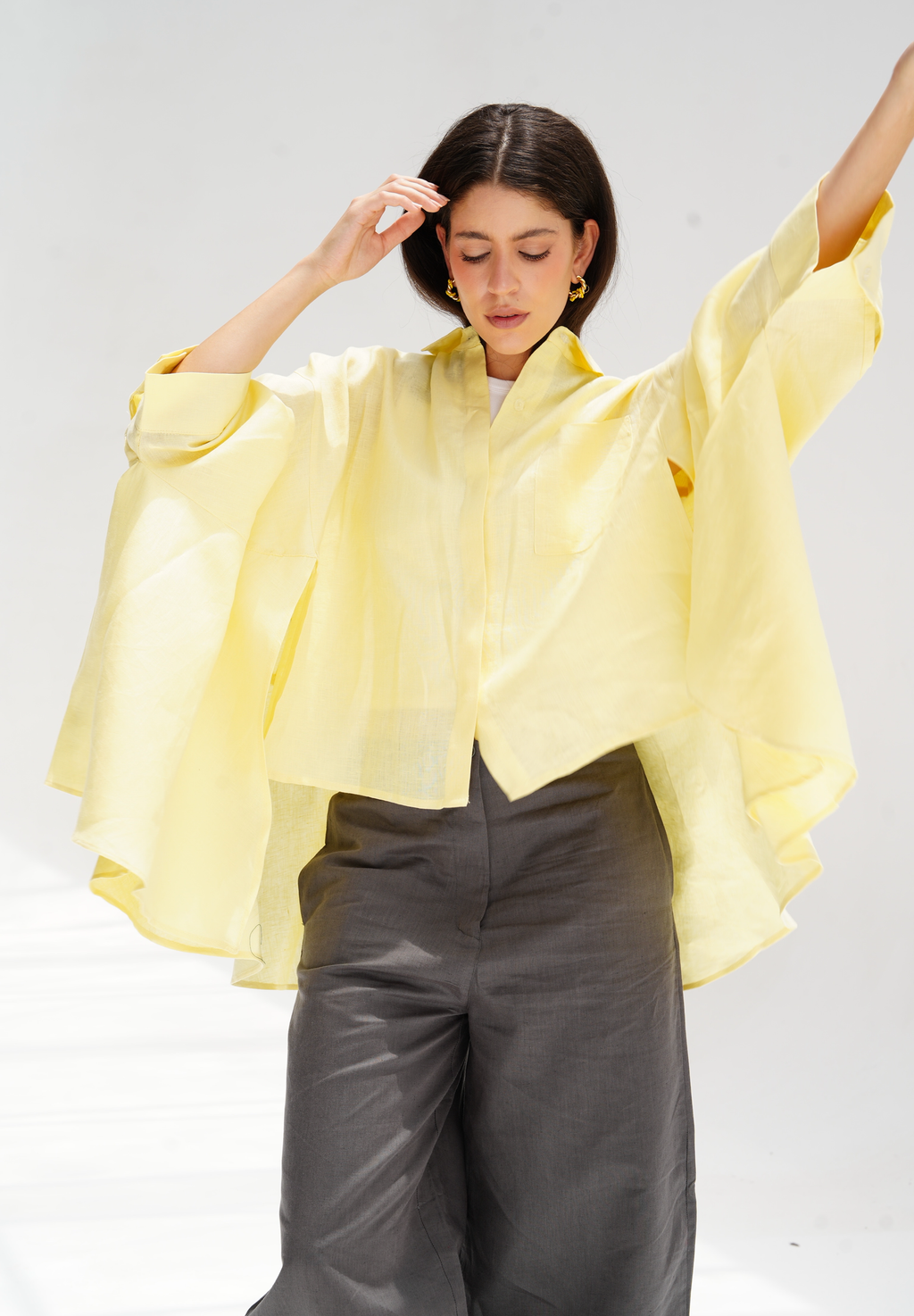 Flowy linen blouse in yellow