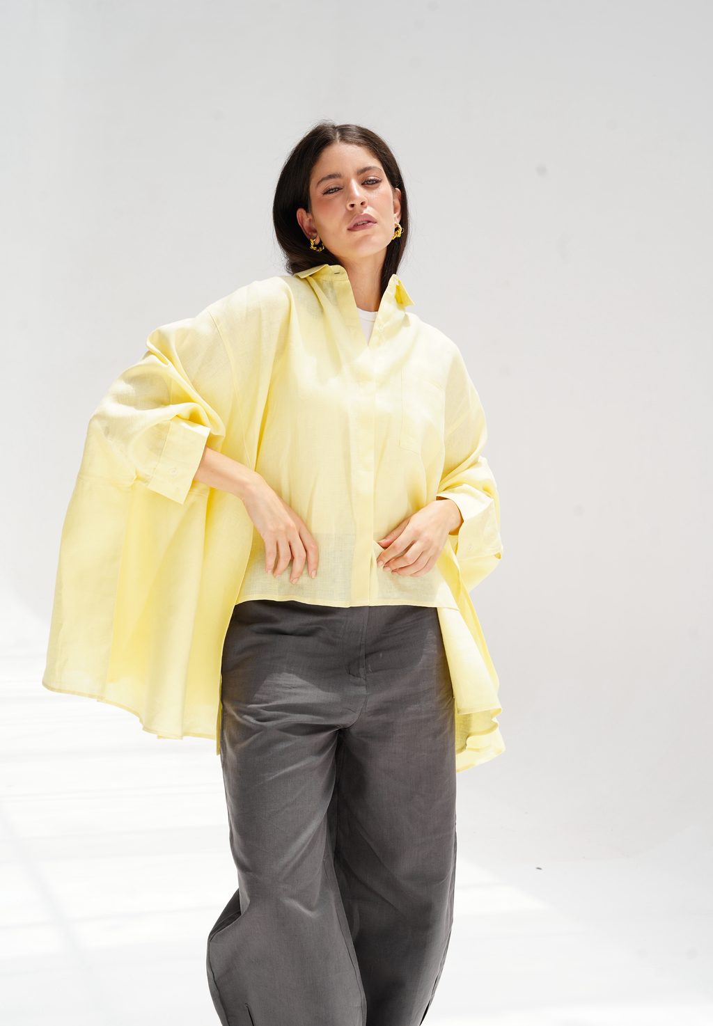 Flowy linen blouse in yellow