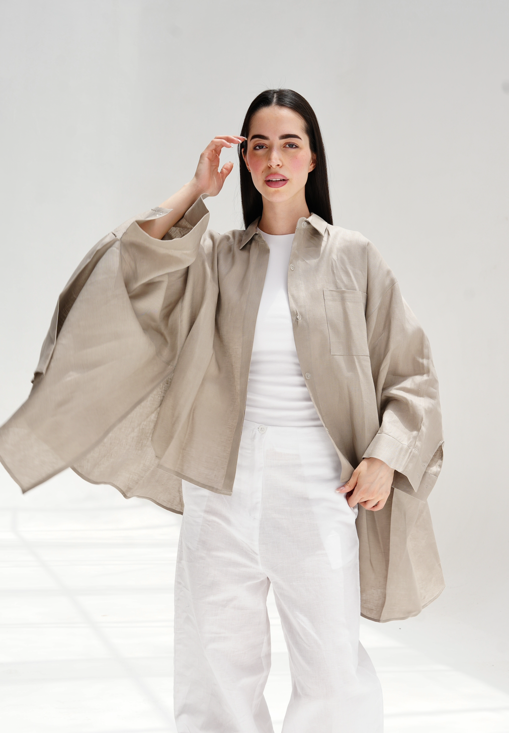 Flowy linen blouse in greige