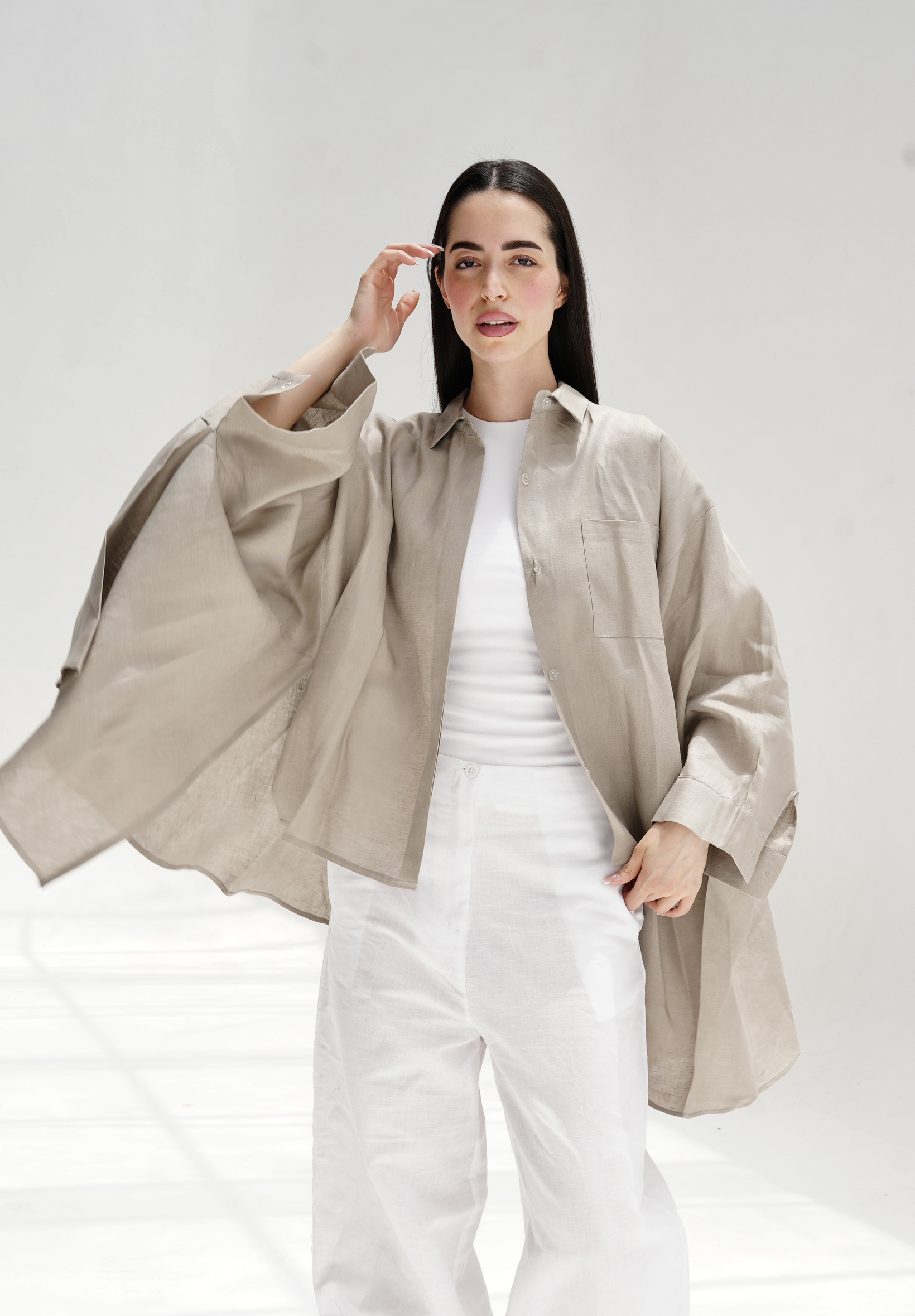 Flowy linen blouse in greige