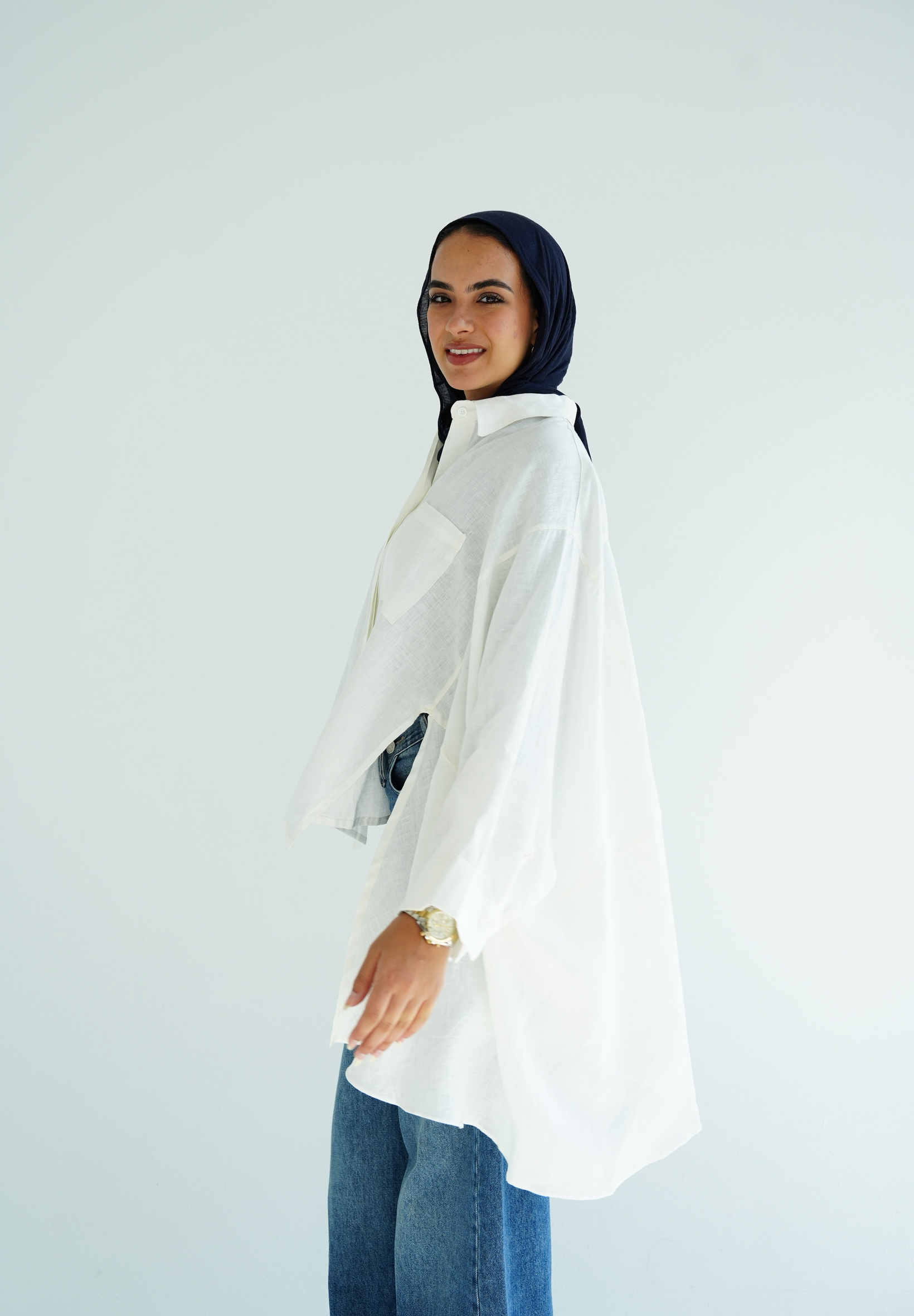 Flowy linen blouse in white