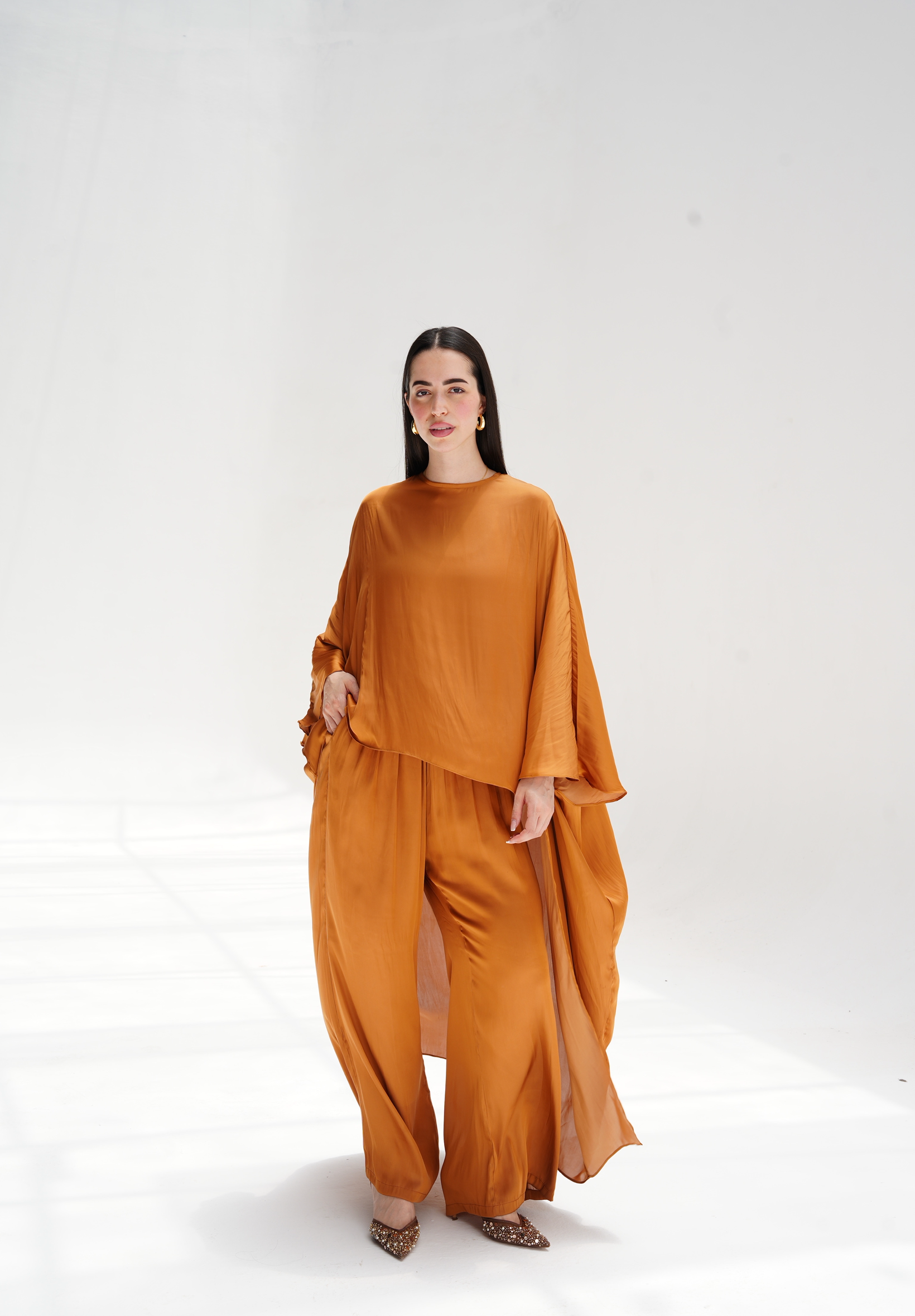 High-low satin blouse in peachy