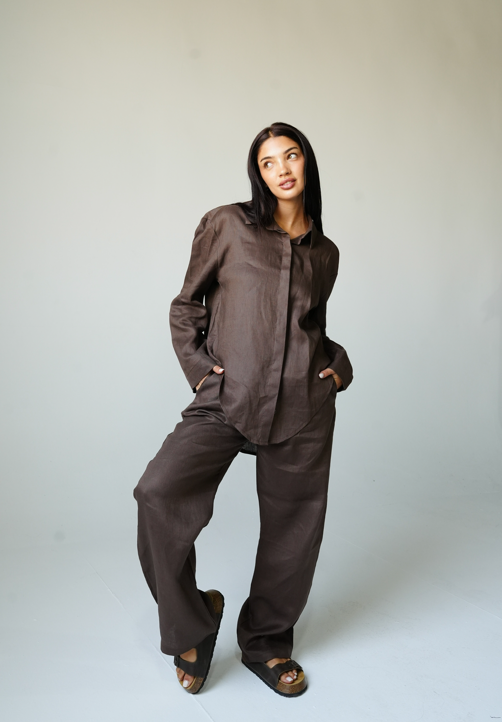 Linen set in Brown