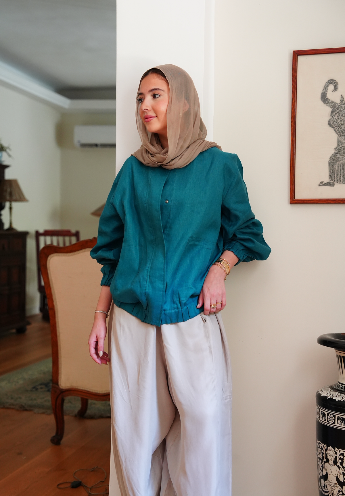 The volmont linen jacket in Teal (elastic waist)