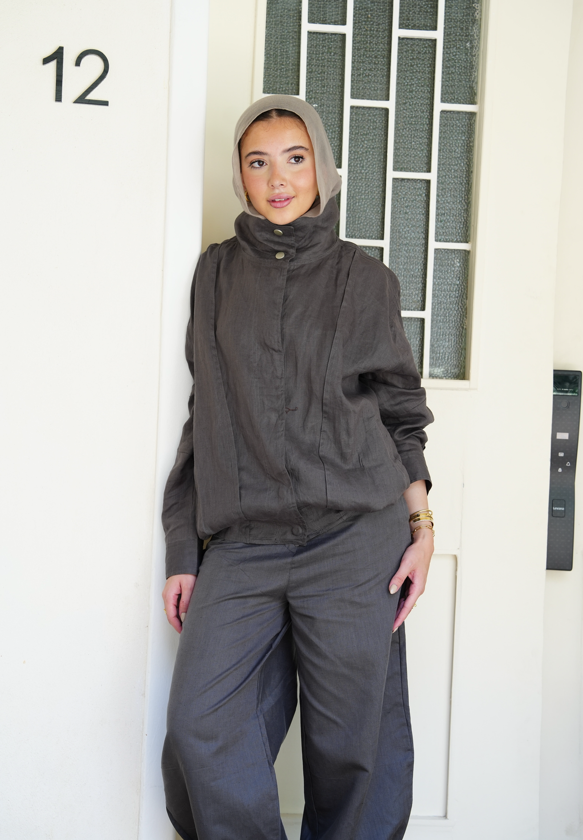 The volmont linen jacket in Gray